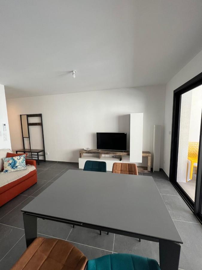Villa Marie 2 Appartement Tout Confort Climatise 1 Chambre Proche Plage Le Grau-du-Roi Buitenkant foto